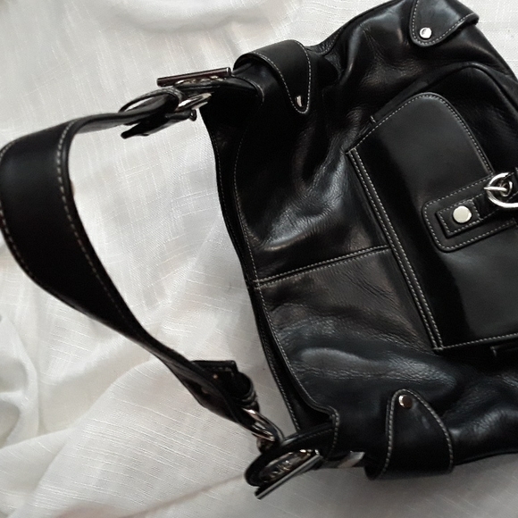 Perlina Bags Perlina Black Leather Shoulder Bag W Exterior Pocket